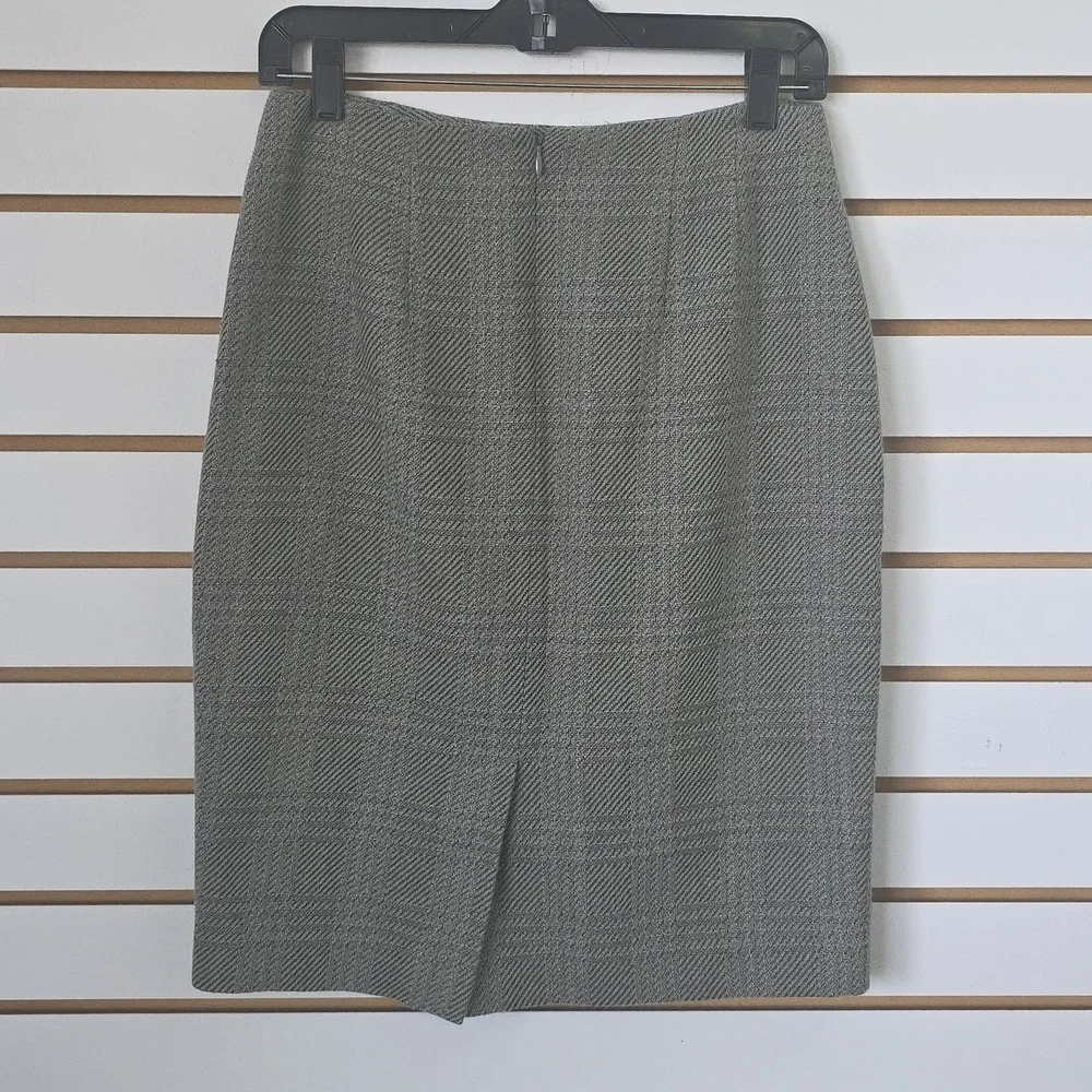 2p Set Wool Blazer & Skirt 4